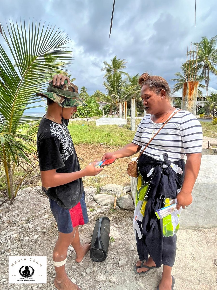 TuFHA_official's tweet photo. From Kavatoetoe to Teone! ☺️CAMPAIGNING for Sexual Reproductive Health &amp; Sexual Rights for ALL! ✊💪
THANK YOU for your hospitality and for welcoming our peers at your area! 😊
Always a pleasure working for our community 
#IECDrive #YouthDepartment #TalavouTuvalu #TeamTuFHA https://t.co/aGqALv9McE