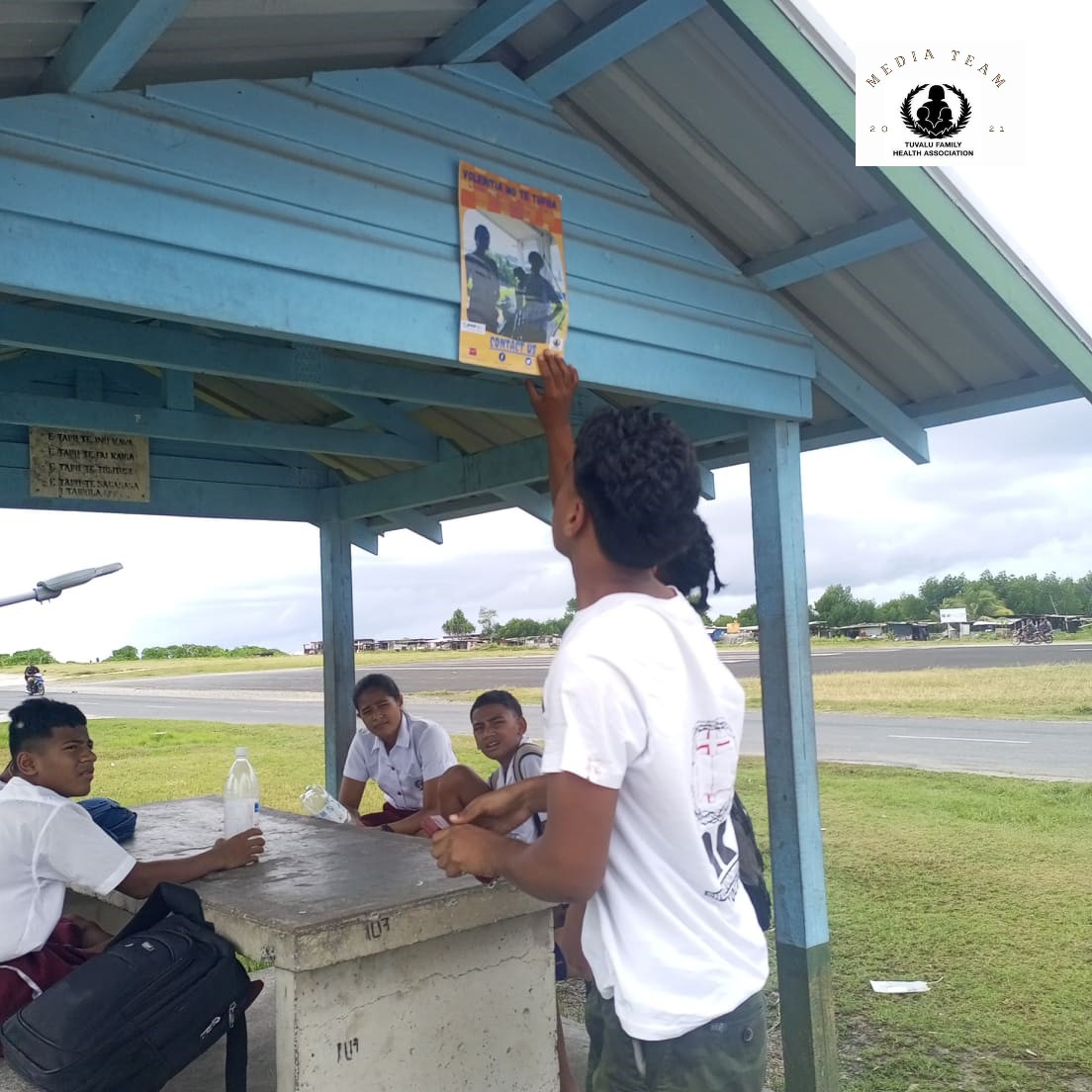 TuFHA_official's tweet photo. From Kavatoetoe to Teone! ☺️CAMPAIGNING for Sexual Reproductive Health &amp; Sexual Rights for ALL! ✊💪
THANK YOU for your hospitality and for welcoming our peers at your area! 😊
Always a pleasure working for our community 
#IECDrive #YouthDepartment #TalavouTuvalu #TeamTuFHA https://t.co/aGqALv9McE