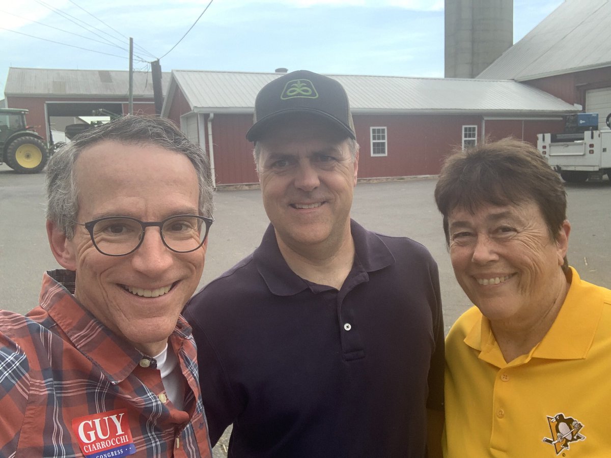 PhilaFreedomGuy's tweet photo. #WhereIsGUY greetings from #BeamFarms of #Elverson. Thanks to everyone who joined us—hosting @CongressmanGT &amp; me. Sharing your concerns, teaching us about your work—and, your passion for your work, your families &amp; our community. #FoodSecurity #NationalSecurity 😊🇺🇸 @PAFarmBureau https://t.co/P5Ba1qd65l