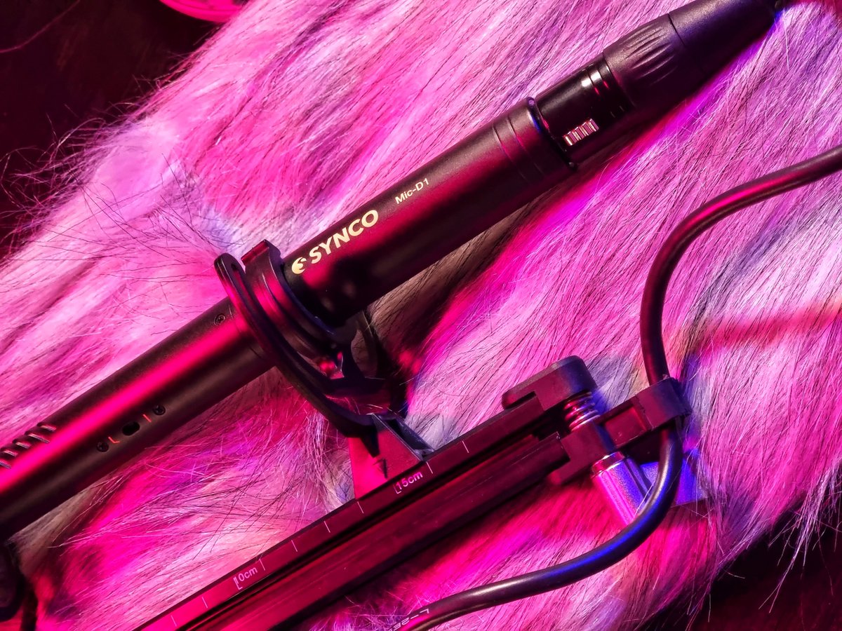 SYNCOMicrophone's tweet photo. I had a fantasy last night.
It feels like I'm stuck in a loop.
The color inside is like this👇
Beautiful and Psychedelic
Like in "Euphoria", even with a BGM✨
#SYNCO #microphone #MicD1 #Euphoria
📸Photo By @ Santos Soto
❤️Learn More: https://t.co/dZXvhdToHX https://t.co/8teVAGLtch