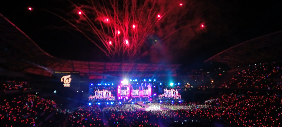 KEITH LOVES TWICE tweet media