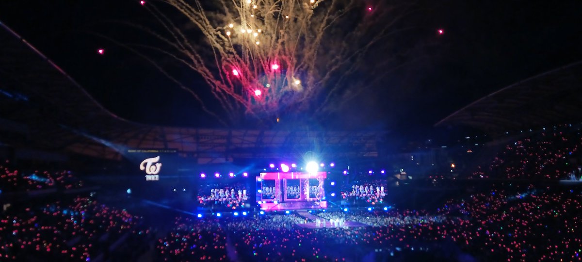 KEITH LOVES TWICE tweet media