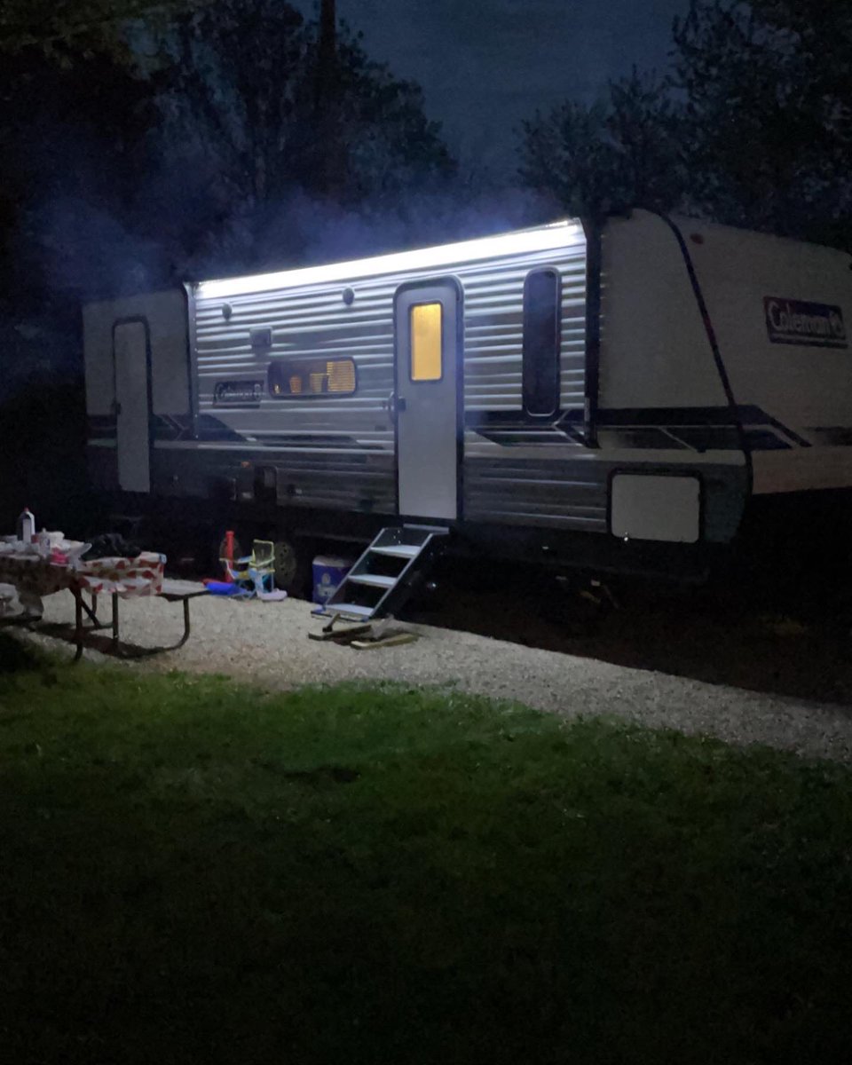 MXandFish's tweet photo. Took our brand new Coleman lantern camper we bought from @CampingWorld in Cedar Falls, Iowa out for its maiden voyage and wow did we have a great time! Can’t wait to use it for the upcoming drag racing season and also try to sneak in a few more family trips as well! https://t.co/JEEPkGf9kK