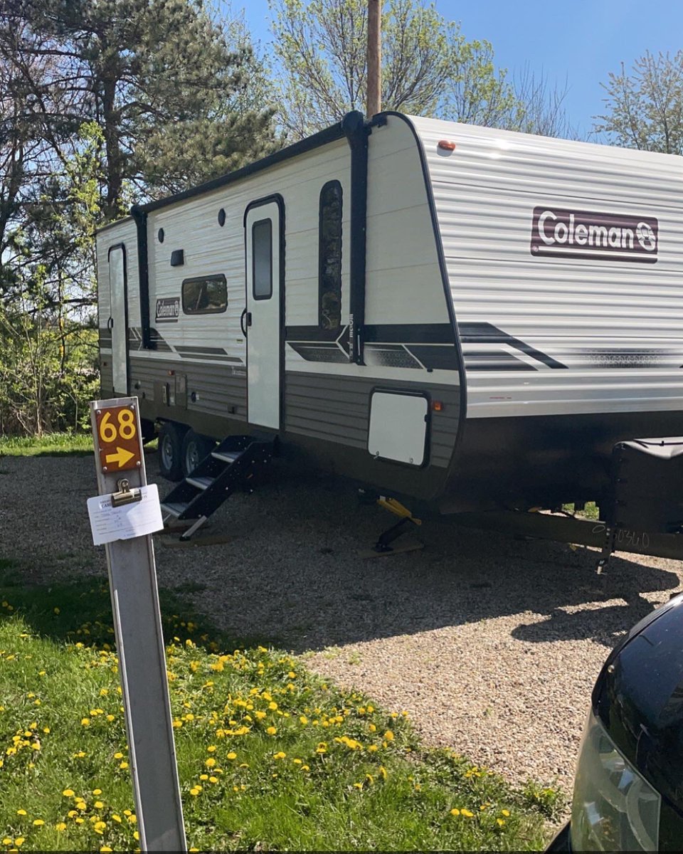 MXandFish's tweet photo. Took our brand new Coleman lantern camper we bought from @CampingWorld in Cedar Falls, Iowa out for its maiden voyage and wow did we have a great time! Can’t wait to use it for the upcoming drag racing season and also try to sneak in a few more family trips as well! https://t.co/JEEPkGf9kK