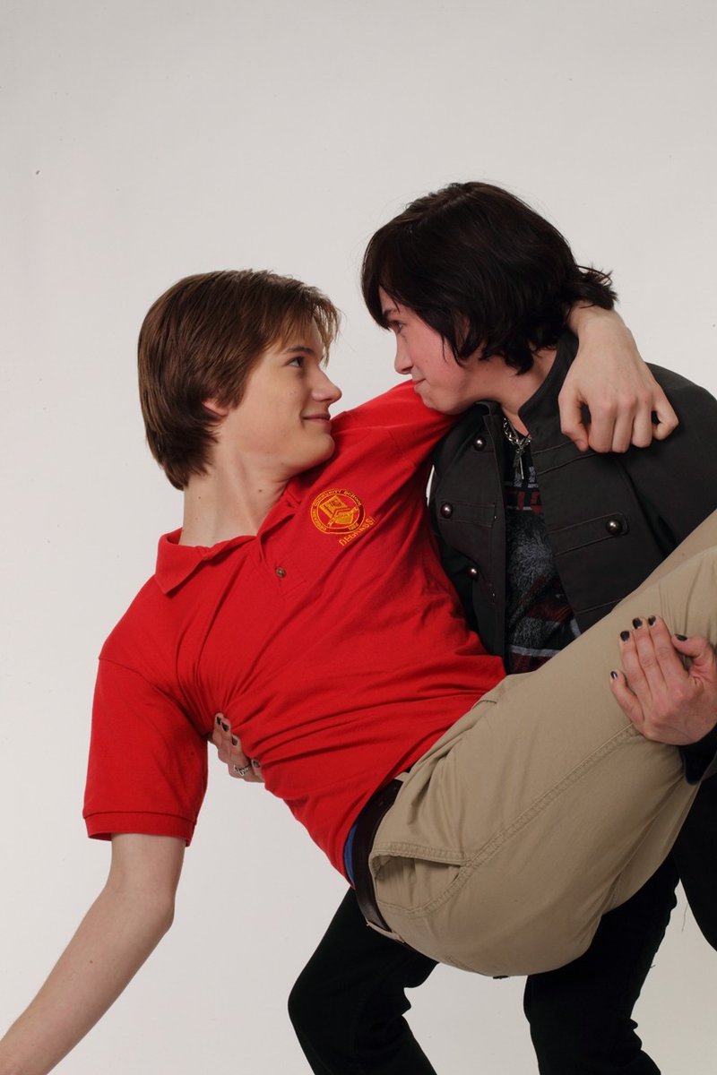 hourlydegrassi's tweet photo. https://t.co/x7ItEMEyZc