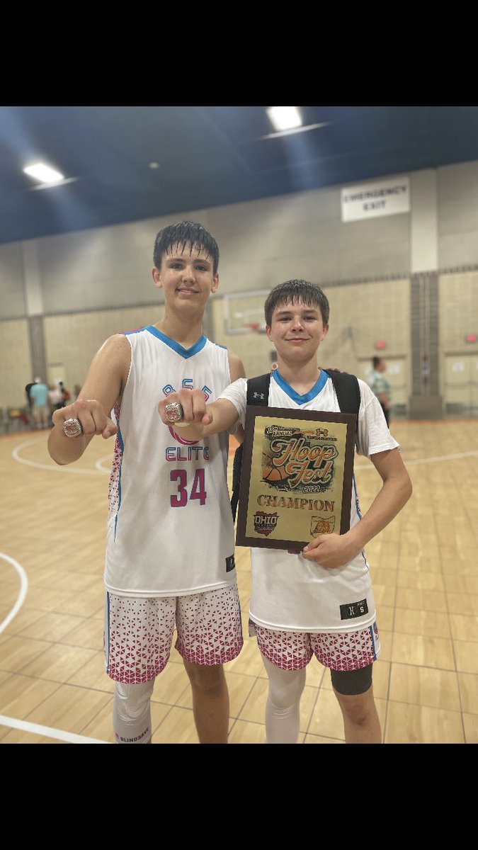 BellCountyBB's tweet photo. Congrats to 7th graders Ethan Buell &amp; Chase Wilder for winning the 10th Annual Under Armour Hoop Fest in Knoxville this weekend! 🏀🏆 https://t.co/pn9hXhRLmZ