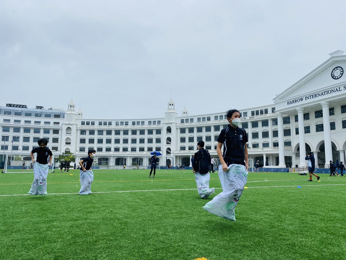 HHKSShackleton's tweet photo. Thanks to the Prefects for a brilliant Y5/6 transition event this morning! Great teamwork and camaraderie on show from all involved @Harrow_HK! #boysofshackleton @HHKSPastoral @HeadHarrowHK https://t.co/ApIxLQcXUF