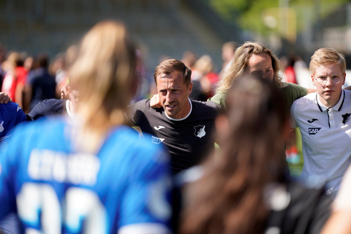 HoffeFrauen's tweet photo. "Das Spiel zeigt ganz deutlich, was uns in der Rückrunde gefehlt hat: eine gewisse Konstanz in der Defensive und die Effektivität im Verwerten unserer Chancen." 💬
📲 https://t.co/iIAmiNTI1G.
#TSGSCS #DieLiga #FrauenTSG #TSG https://t.co/HuvN7XhEzW