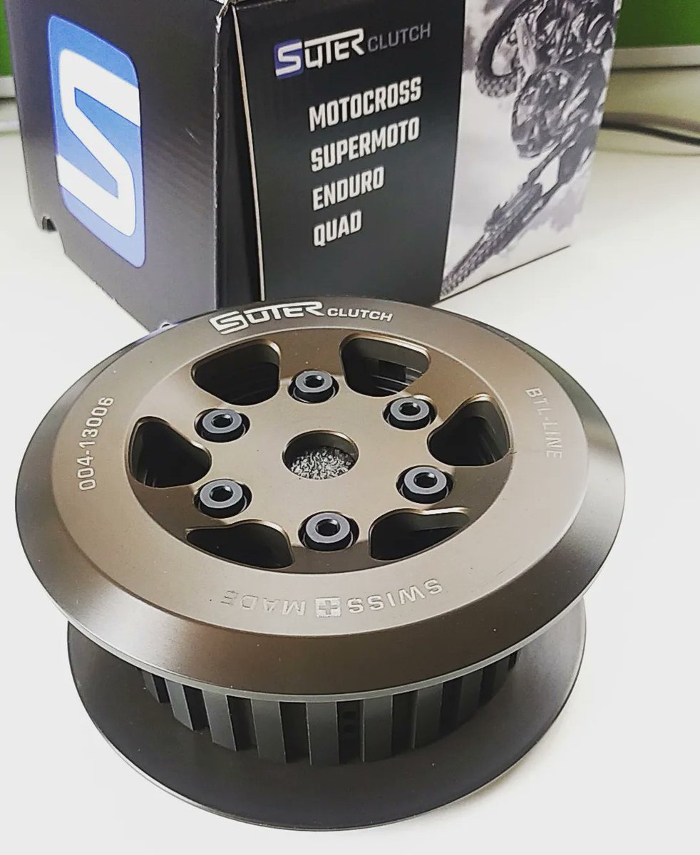 sus441's tweet photo. SUTER スリッパークラッチ
GET-ECU 届きました！

HPを見ても必要とした年式やモデルが無かったため、VHMの担当者に頼んで「VHM仕様」としてECUを作ってもらいました！

#vhm
#suter #getecu 

#sus441 https://t.co/DZwBXQcubg