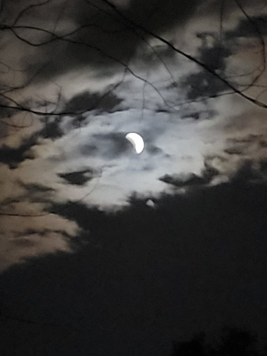 Ok students, I've found a good reason for you to stay up late on a school night! It is a beautiful night to watch the lunar eclipse! If you have any flat earther friends, you can invite them outside to observe one of many pieces of evidence of a round planet. 😉 <a href="/FoxMiddleSchool/">Fox Middle School</a>