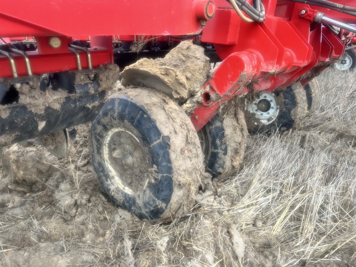 That was a deep hole, think that old contour bank still holds its water 🤦🏻‍♂️