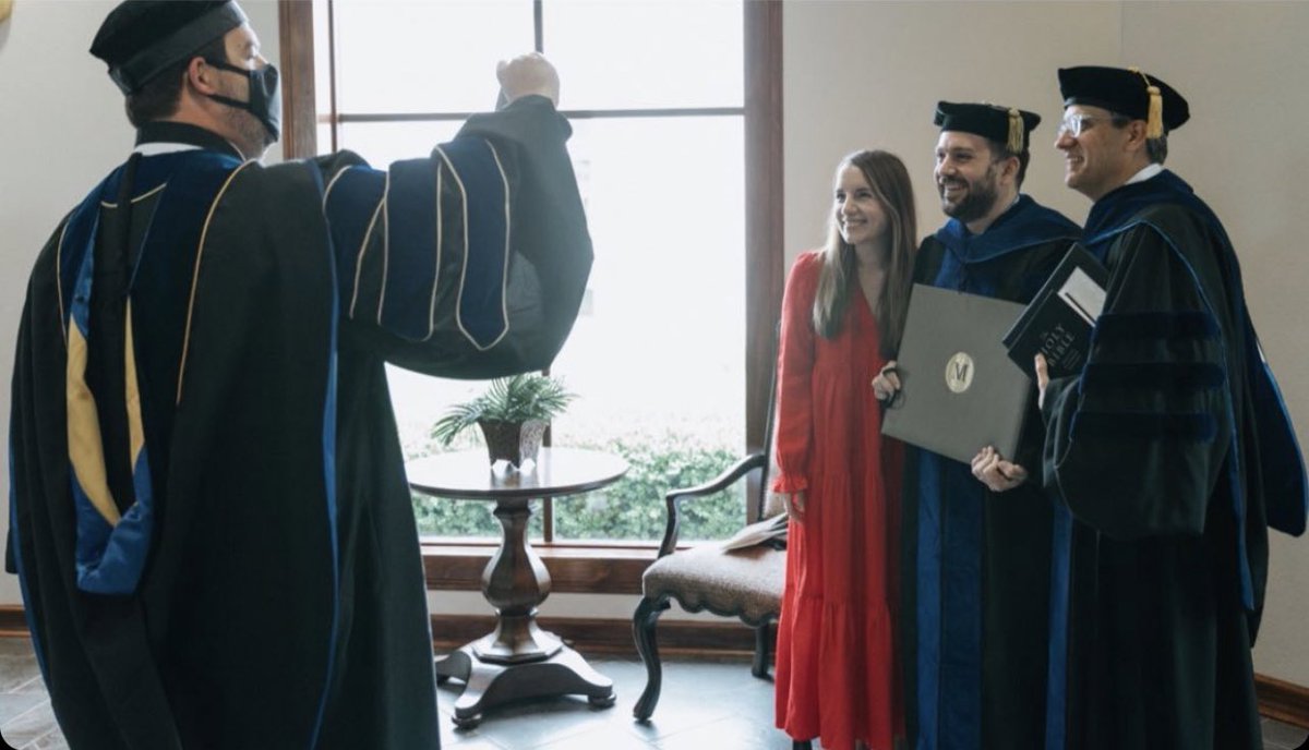 Chris_Hanna_'s tweet photo. I’m grateful to the SBC cooperative program for making quality theological education affordable and accessible for their students and also a non-SBC graduate like me. I loved my @MBTS experience with my PhD supervisor @JGDuesing. #seminarysunday https://t.co/jaQ8DHp22k