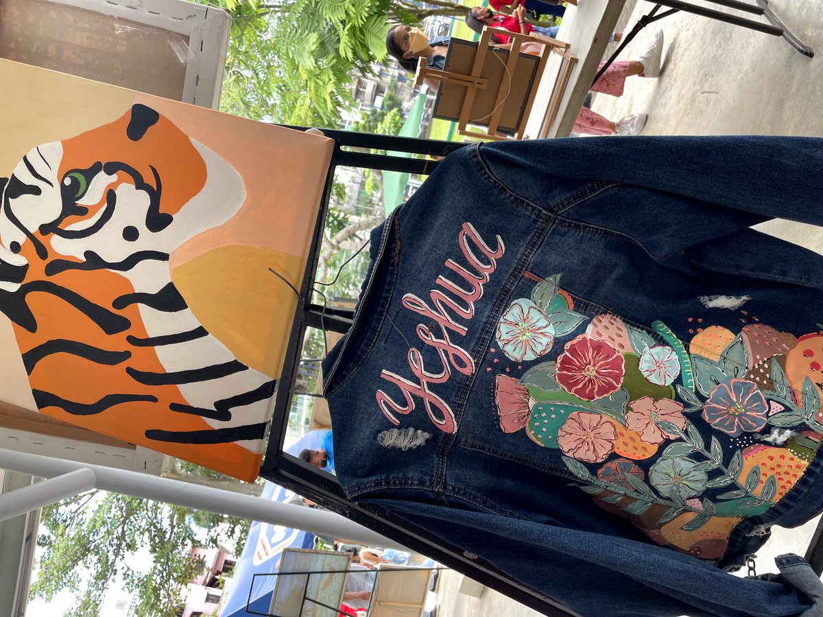 avanzadaj05's tweet photo. Parte de nuestra delegación de arte en la #JuveFest hoy en el parque Urracá. https://t.co/I8IsIUmJ1X