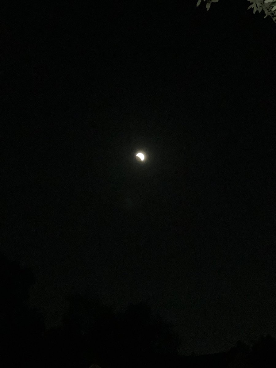 LikiFlo13's tweet photo. #ECLIPSEENTN Spring, TX https://t.co/x8FUkZwtjg