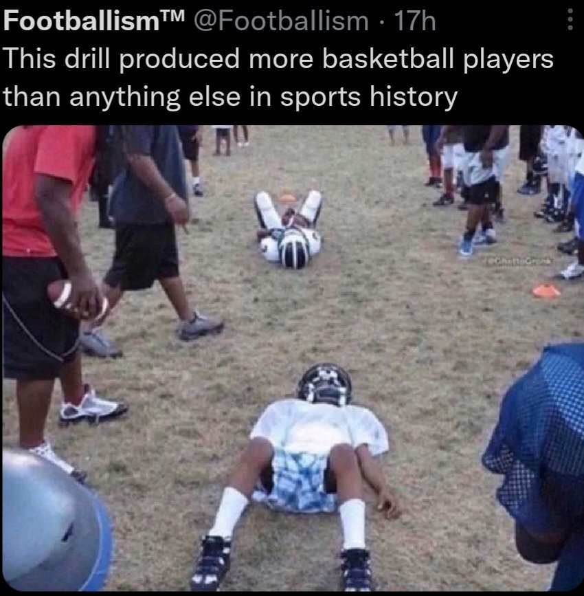 ThePopeOfDope3's tweet photo. @nflmemes https://t.co/ZKSTe0uMiE