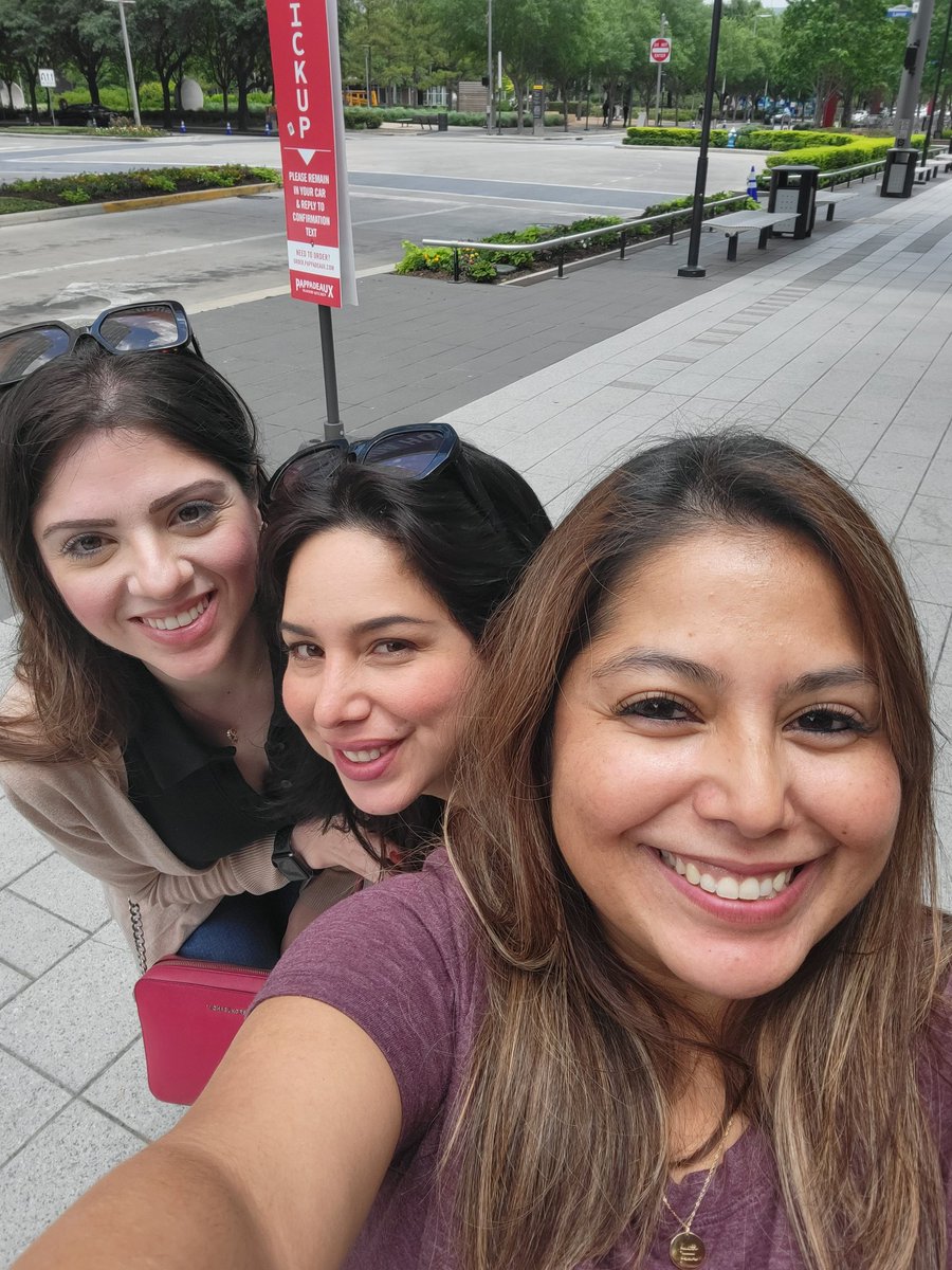 In @HISDFACE we gladly partner up to work with other #HISDdepartments to provide the best for not only our students and families but also to all the #HISDTOY.  We honor YOUR dedicatition and passion and we CELEBRATE you!!🥰🥳 <a href="/ingridtuesta12/">Ingrid</a> <a href="/AbdulmajidAlaa/">Alaa abdulmajid</a>