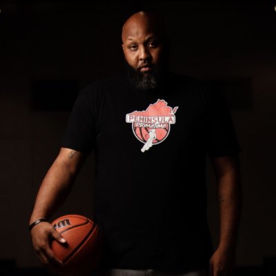 CoachBeeScott52's tweet photo. #NewProfilePic https://t.co/gXUxSzIdQL