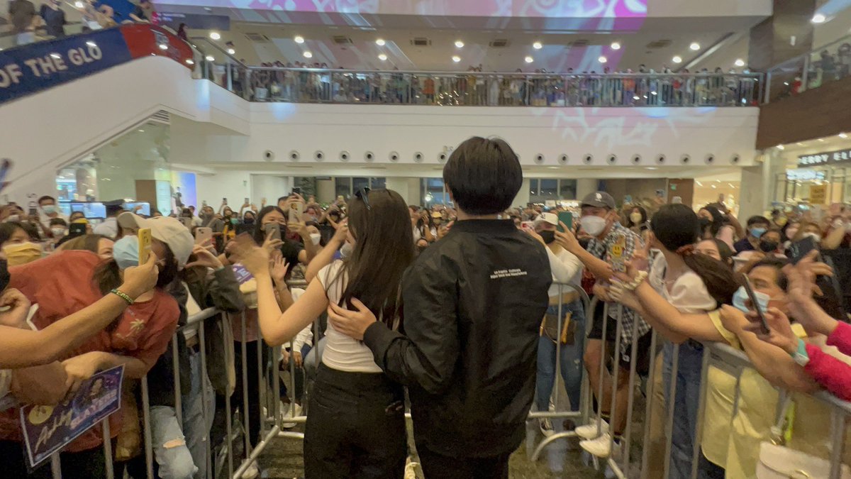 starhuntabscbn's tweet photo. LOOK: Criza Taa (@mscrizataa) and Joao Constancia on their 2nd day of #HIH2onTheRoad ✨ https://t.co/dWMjhUeQ2s