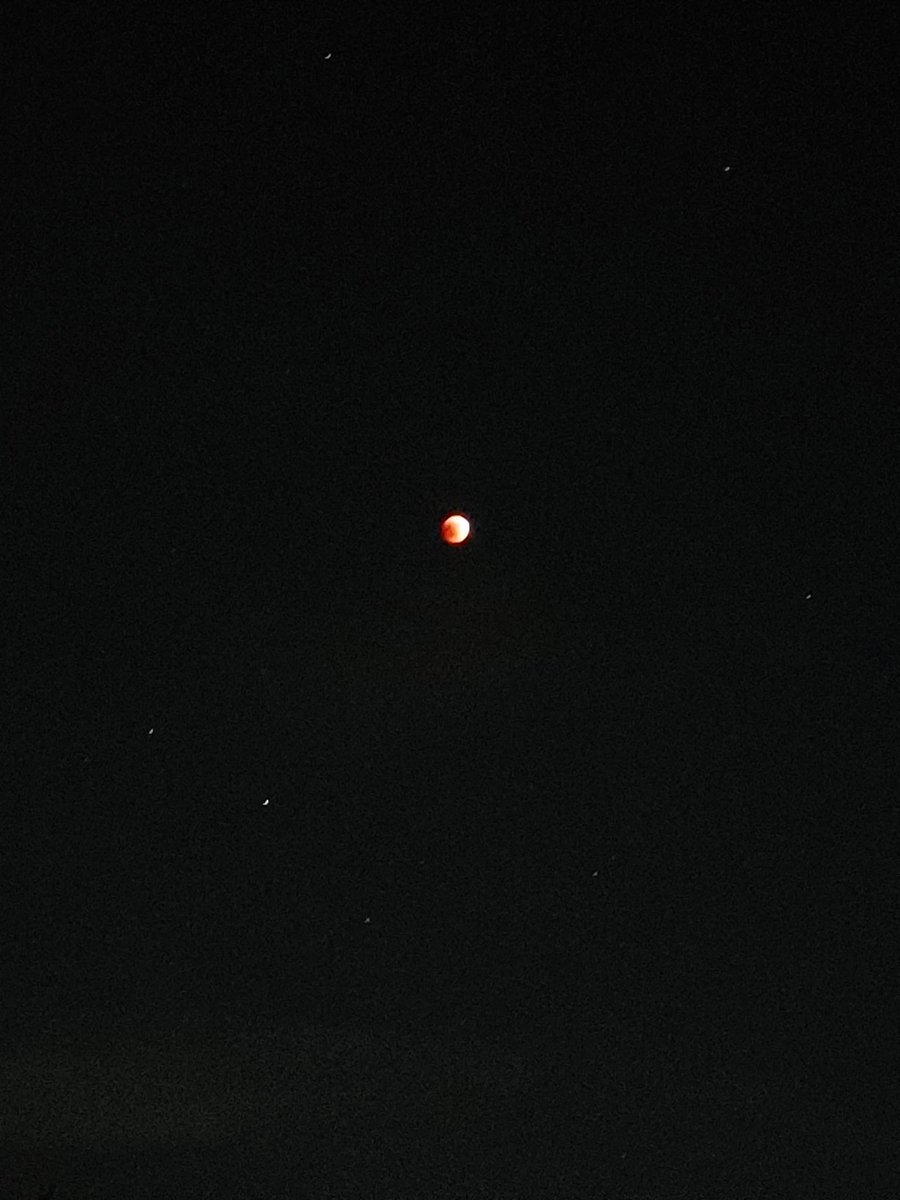 Casually watching the moon turn red! I wish phones were great at pictures lol
#space #LunarEclipse #cameraquality