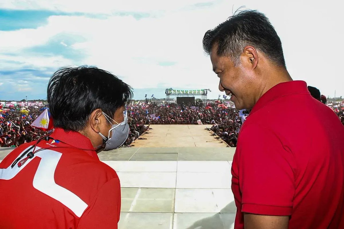 WinGatchalian74's tweet photo. Malalim ang kaalaman ni President @bongbongmarcos sa enerhiya. Sa aming pagsasanib-puwersa, makakaasa po kayo sa mga programang makakatulong para pababain ang singil sa kuryente.

#WINTayongLahat https://t.co/qVQysw0VHW