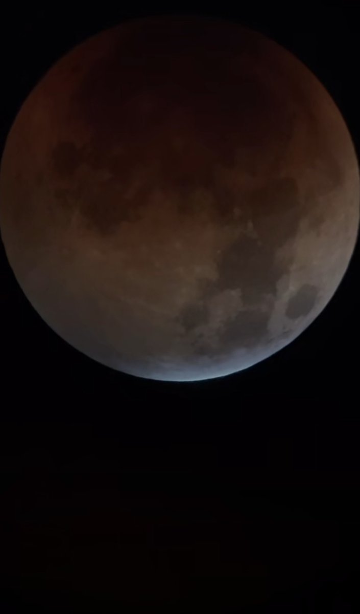 Deus é perfeito demais #EclipseLunar #OlhemALua