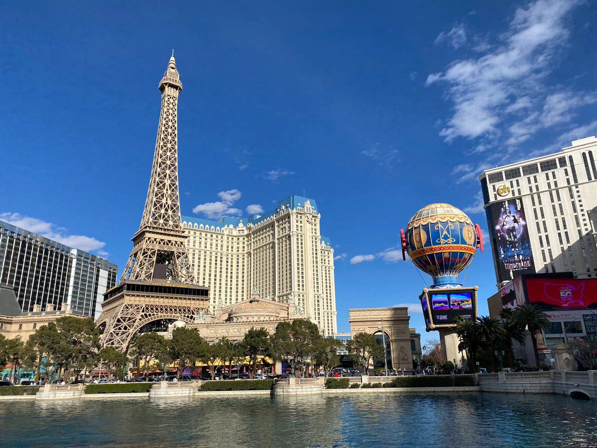 RockyCano's tweet photo. Familiar places, familiar buildings https://t.co/fzKk1TwQj4