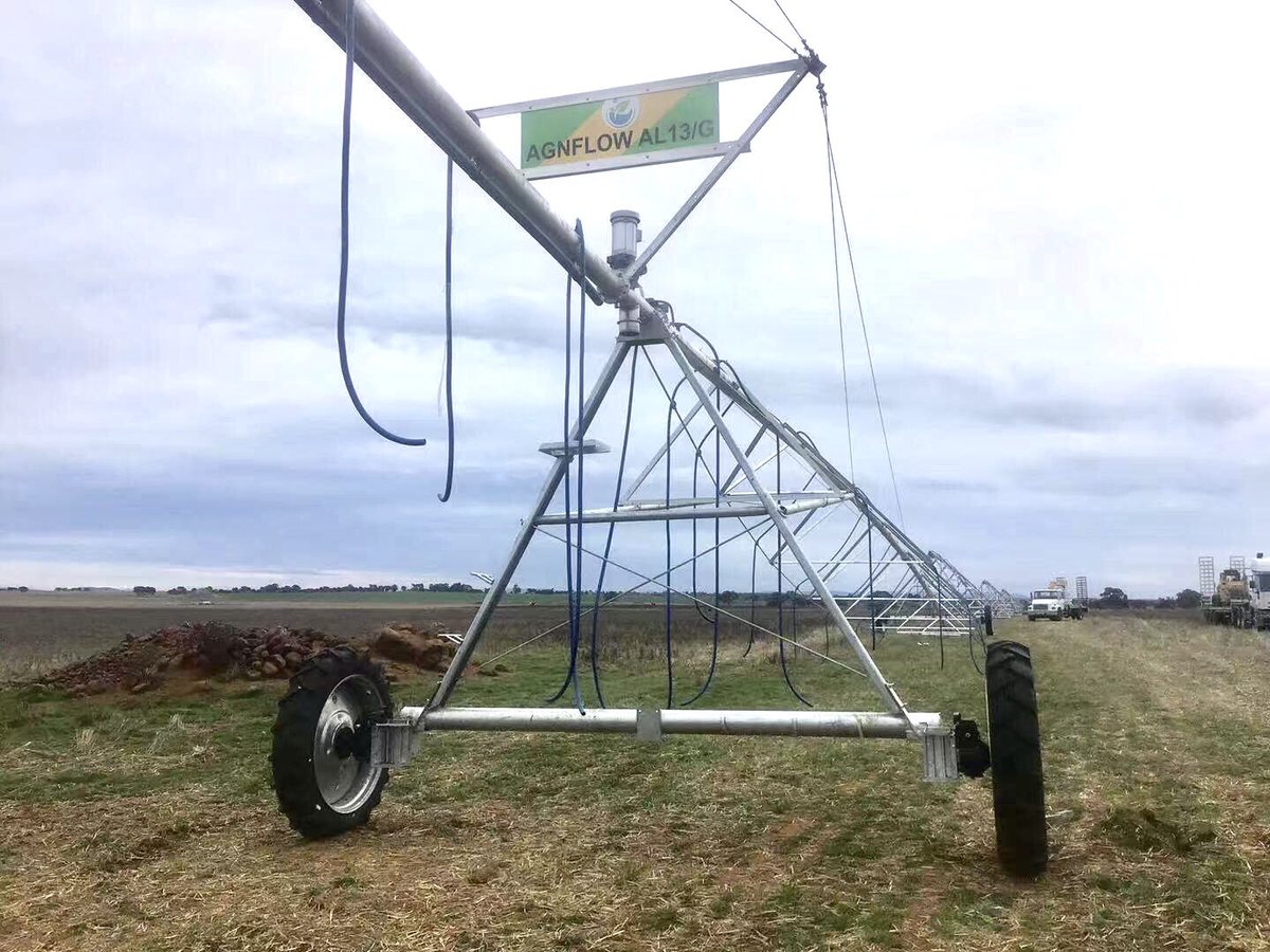 agnFlow's tweet photo. Another week at paddock, putting up a towable center pivot with our Australian made aluminium pipes. Don’t stop and work hard when you can. #centerpivotirrigation #farmmachinery https://t.co/4JZC1cc1hW
