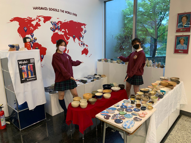 SiSHStweets's tweet photo. Congratulations and thank you to the HS Pottery Club and Experiential Learning Pottery group for sharing their wonderful work in their Wabi-Sabi Pottery Exhibition. Their exhibition focuses on the essence of "incomplete" beauty found in imperfections. https://t.co/vEHr6pCfPv https://t.co/JPsolhNURe