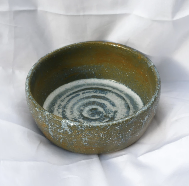 Congratulations and thank you to the HS Pottery Club and Experiential Learning Pottery group for sharing their wonderful work in their Wabi-Sabi Pottery Exhibition. Their exhibition focuses on the essence of "incomplete" beauty found in imperfections. seoeunbin609.wixsite.com/my-site-5