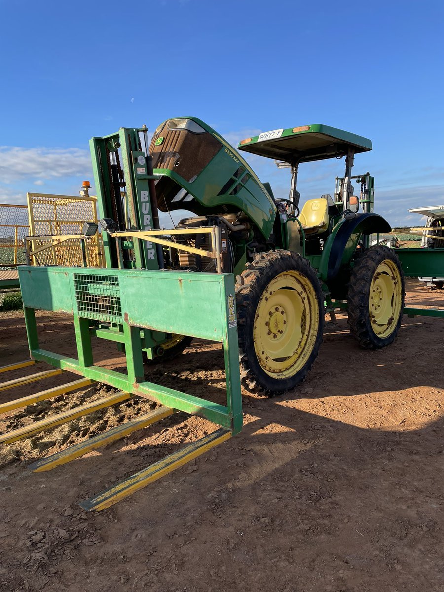 AgriserveAus's tweet photo. These John Deere 5100MH tractors work constantly at low engine load. Blocked DPF on machines in this application is super common, often you’re unable to complete the regeneration required to clean.. so we deleted them instead of having to replace the expensive filter. #johndeere https://t.co/e45NVbYRMC