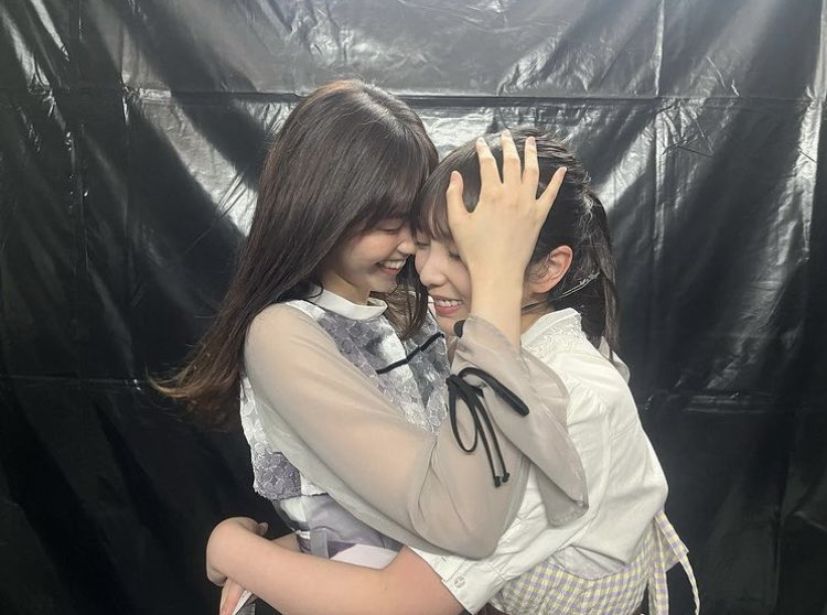 b_n_fan's tweet photo. このよだせまるやばすぎる泣
やっぱりこの姉妹好き過ぎるわ
#yodagram 
#西野七瀬 
#与田祐希 https://t.co/y2M0idY5ZS