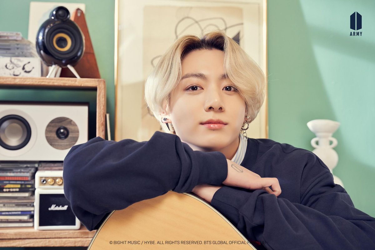 armysyoungforev's tweet photo. Membership content #Weverse #Jungkook #RM #Jimin #Jin #V #revistade_Tae #ArmysYoungForEverUSA https://t.co/MbU35ufoic