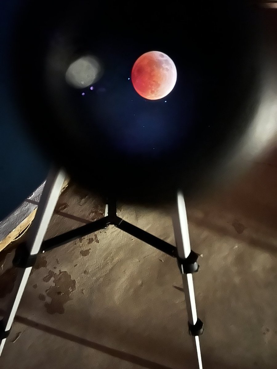 cowboytes1's tweet photo. #LunarEclipse #westtexas from west Texas @newswest9 @CBS7News https://t.co/UbDJjaOpN1