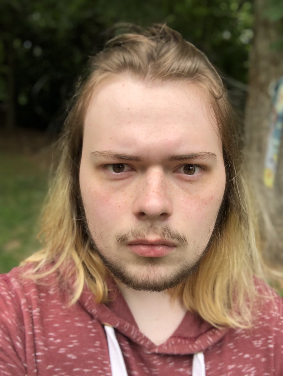 tahukann's tweet photo. i feel joy again. today is 10 months hrt.

may 15 2019 (18) vs may 15 2022 (21) https://t.co/IYrU0vabds