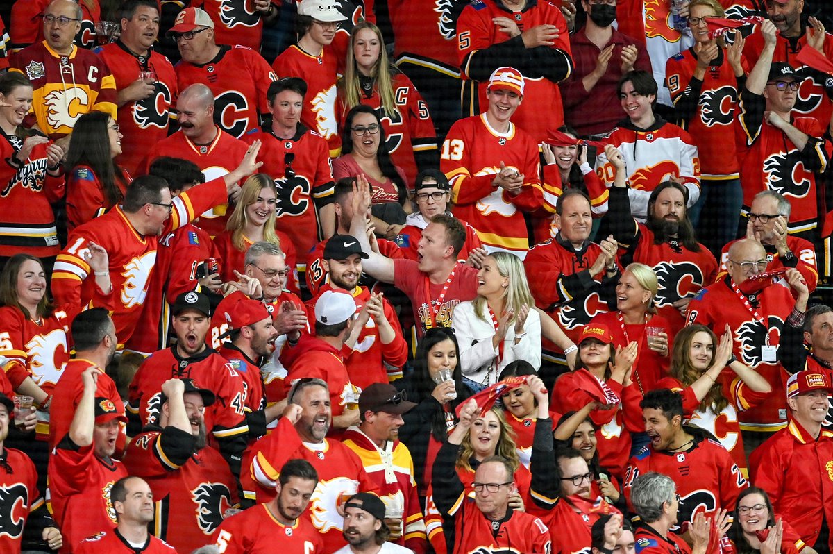 NHLFlames's tweet photo. Tkachuk Cam. https://t.co/Z2D1ojKEoq