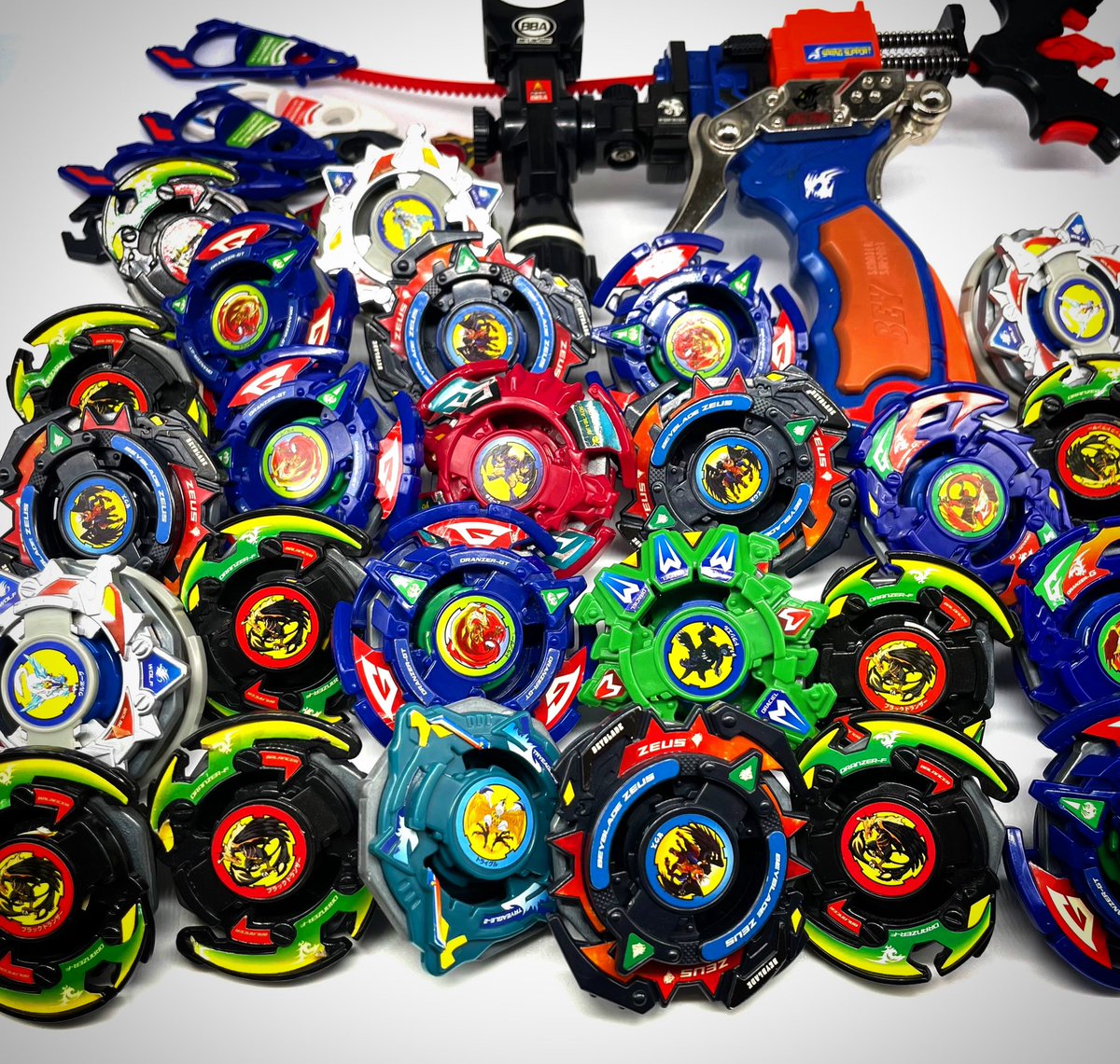 ClassicBeys's tweet photo. 🤩…#beybladeoriginal
#takara
#collection 
#beybladeburst
#vintage
#beybladeburstevolution
#grevolution
#beybladeburstgod
#toys
#beybladeburstturbo
#hasbro
#beybladeburstchoz
#rare
#beybladeburstrise
#like
#beybladeburstgt
#retro
#beybladeburstsparking
#beyblade https://t.co/ZzX3LdPfzM
