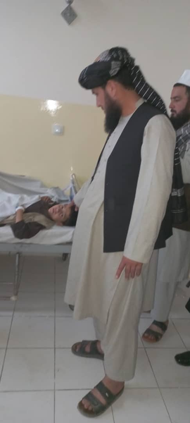ArianaNews_'s tweet photo. په تخار ولایت کې د ناوک په ګډون د واده ۴۰ ګډونوال مسموم شوي
چارواکي وايي، د یکشنبې پر ورځ د تخار ولایت په چاه اب ولسوالۍ کې د ناوک په ګډون د واده د مراسمو ۴۰ ګدونوال  مسموم شوي، چې په روغتون کې بستر دي.

#ArianaNews #Takhar https://t.co/Ae9fjInHIG