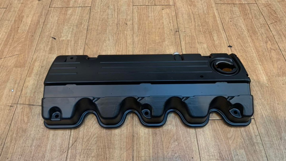 propelauto's tweet photo. Mercedes W124 M102 Cylinder Head Cover / Valve Cover #OnSale
Brand New OEM
Rush now to grab before it’s Gone✍️🙋♂️🤳
#W124 #200E #M102 #ValveCover #8V #SG #PropelAuto #MercedesBenz #CarParts #AutoParts #BrandNew #classiccars #Luxurycar #Spares #EngineParts #Grab #Sales #RushNow https://t.co/MfMJdbANBp