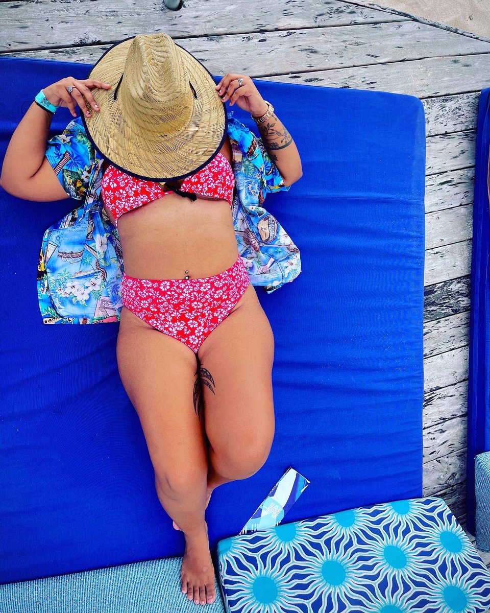 vagitarianfj's tweet photo. Malamala beach club was great ✨🔥 https://t.co/bT49akBKx6