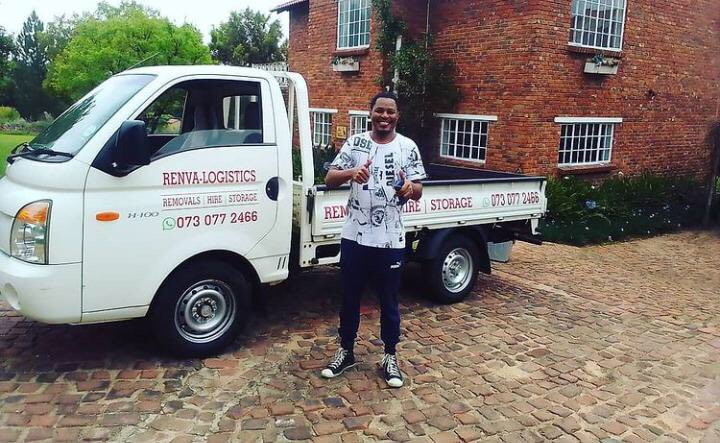 RENVA_LOGISTICS's tweet photo. #Ad 
Are You relocating or in need of transportation 

Let us  help you relocate

We offer Boxing, wrapping packaging on loading and offloading plus the transportation of your items to your destination 

Download our app: https://t.co/fMxFi6QljE… and plan your relocation https://t.co/EVnu6Oo47c