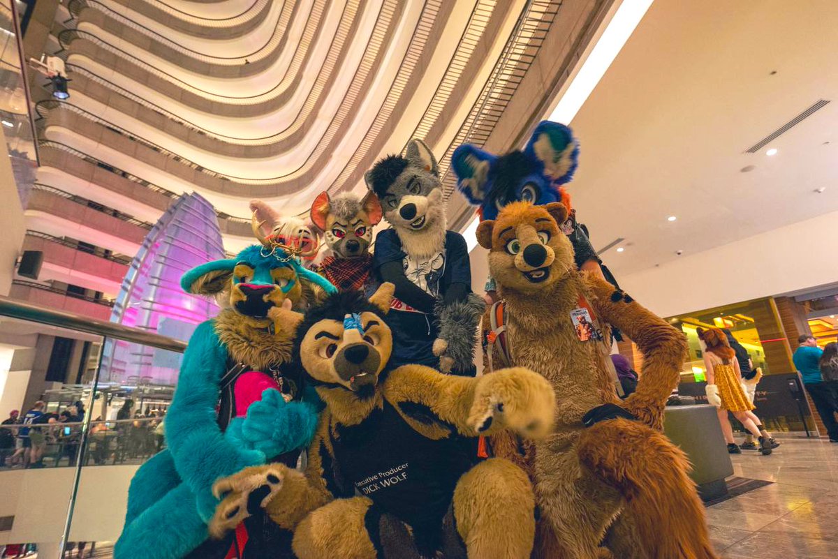 XXXEPEON's tweet photo. 📸 #fwa2022 ⚜️⚜️ https://t.co/zDOkcsNDuT
