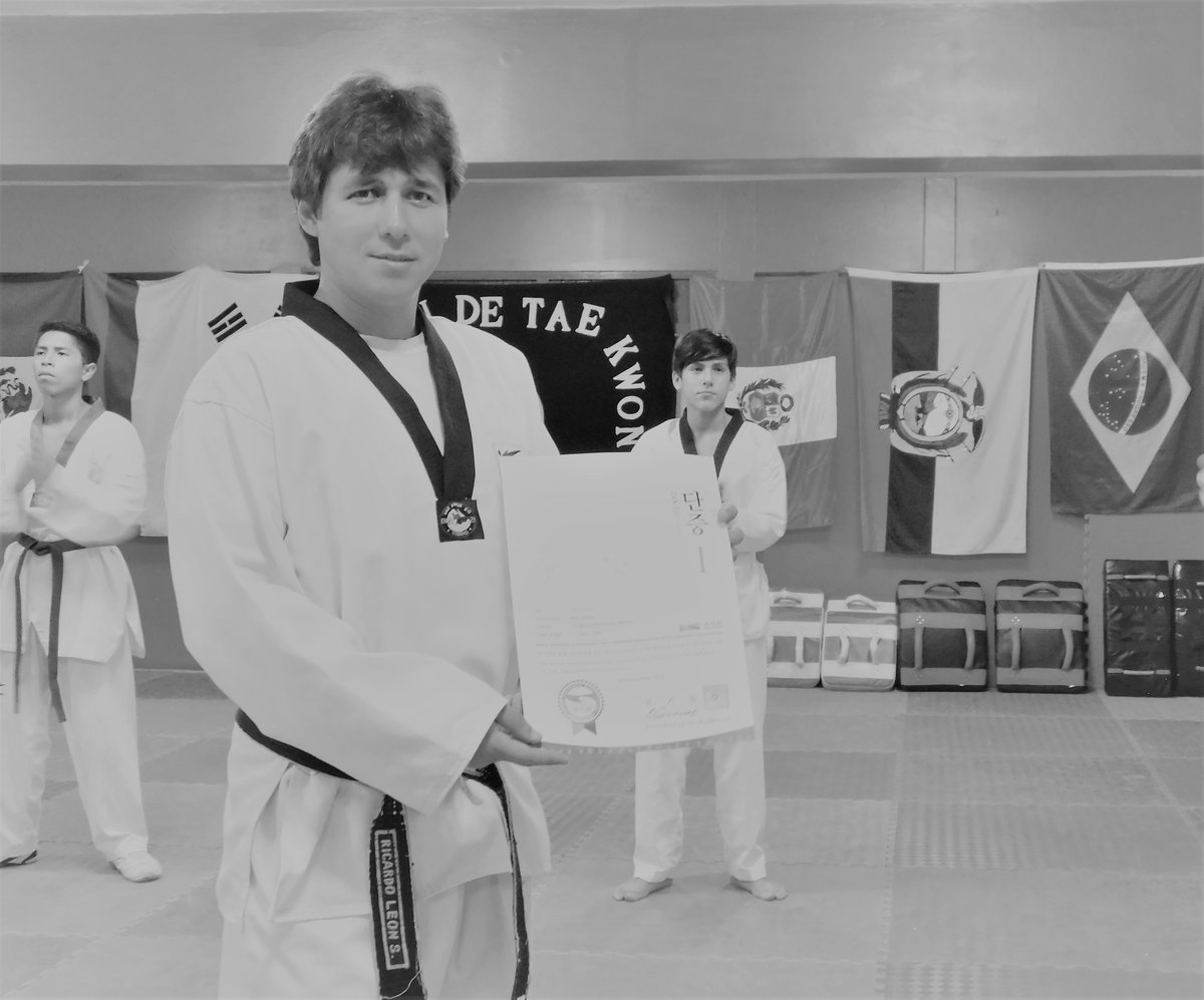ArmasGiorgio's tweet photo. Familia querida, les pido de todo ❤️ un pequeño ritual de energía para mi, me voy al Brasil Open Internacional Taekwondo 2022 y quiero la🥇- Vamos 🇦🇷 https://t.co/P0CHubQNLB