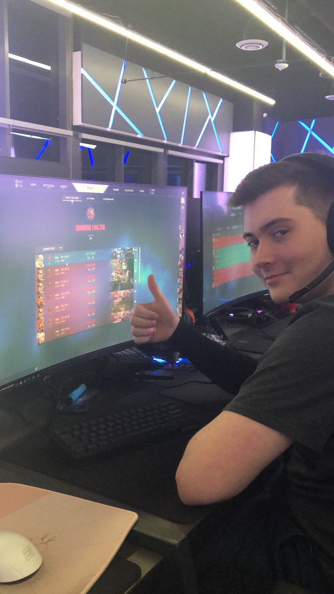 Velocityttv's tweet photo. Update: we got @Lost_Val1 his first win in weeks https://t.co/Iks4Z2p7DS