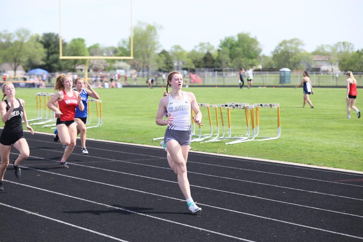 CJSHS_Track's tweet photo. 🚨 Conference Champ Alert 🚨 

🏃‍♀️100m🏃‍♀️
⚡️12.38⚡️
🥇@SylviaJJohansen 

#FeedTheCougs

@clintonwischool 
@Gambl20 
@CoachWeckcli https://t.co/G8hwILGrLK