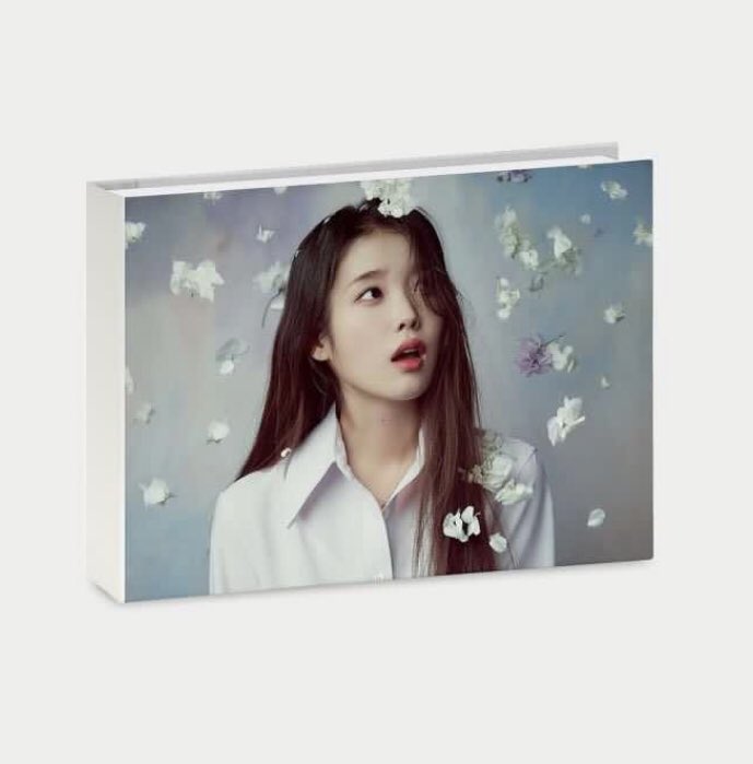 lookingforkpopp's tweet photo. ↳ selling / 판매하고있습니다 📦💜

✅ brand new
✅ overseas shipping 🆗
✅ paypal 🆗
✅ english / 한국말 🆗
📸 DM for price and more pictures 😄
(please suggest your own price, 제시해주세요!)

#아이유 #아이유굿즈 #아이유포카 #아이유굿즈판매 #아이유굿즈양도 #아이유포카판매 https://t.co/ZDYGKq4sU4