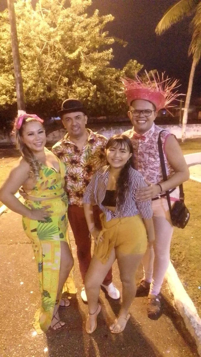 tchanjp's tweet photo. Chegando de uma apresentação belíssima da Fazenda Lampião https://t.co/vwbAHEp8Tv