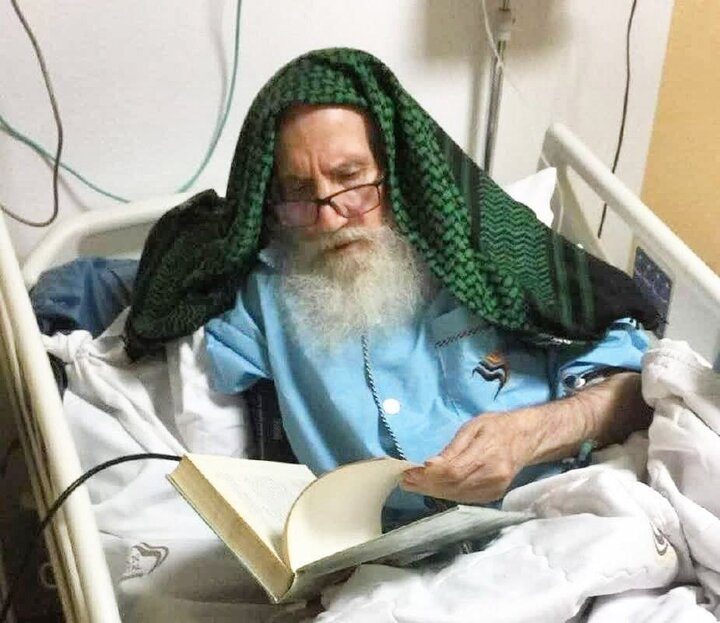 BatoolF31015040's tweet photo. We are for Allah and we return to him Ayatollah Fateminia's word to us:Young people should know that they should not stop their scientific and study work at any time and for any reason.
Good bye teacher we will remember your lesson😭😭 https://t.co/h6Ao4PEdBT