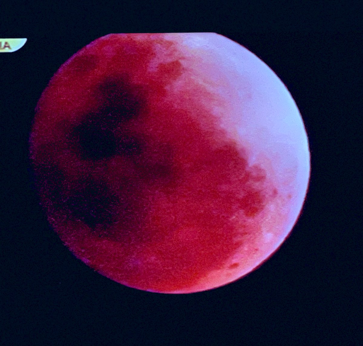 CarignanoMario's tweet photo. Eclipse lunar en Camilo Aldao como en TN https://t.co/2NwFpCRG4g
