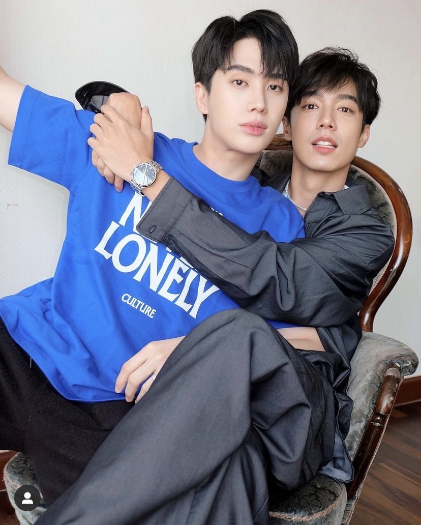 insarinofficial's tweet photo. ช่วงลงรูปเก่าวนไปจ้า 💙 
#innsarin https://t.co/xrNF393qMD