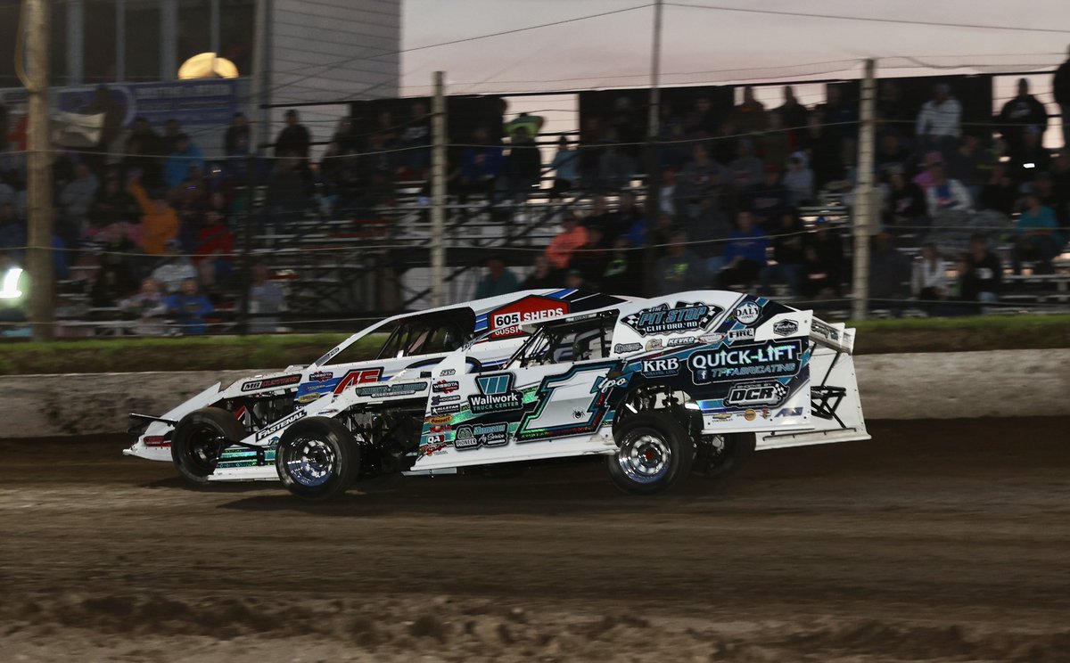 CRPPhotos's tweet photo. Fun night @CasinoSpeedway!! Some exciting races in the late models and mods. Congrats to @2MD_Racing and @TPOracing on their wins!! #WorldofSpeed https://t.co/tgW3I1fJbO